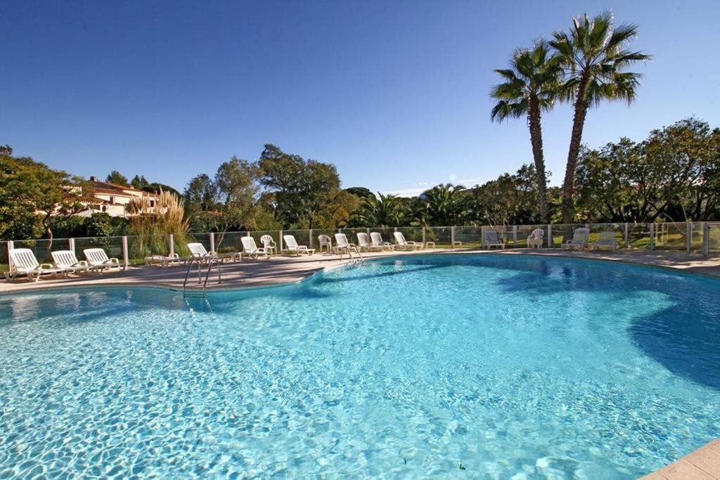 Apartmán Riviera Golf De Barbossi Indiana Mandelieu Exteriér fotografie