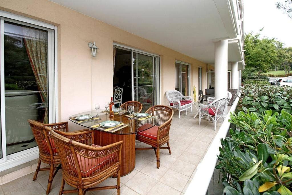 Apartmán Riviera Golf De Barbossi Indiana Mandelieu Exteriér fotografie