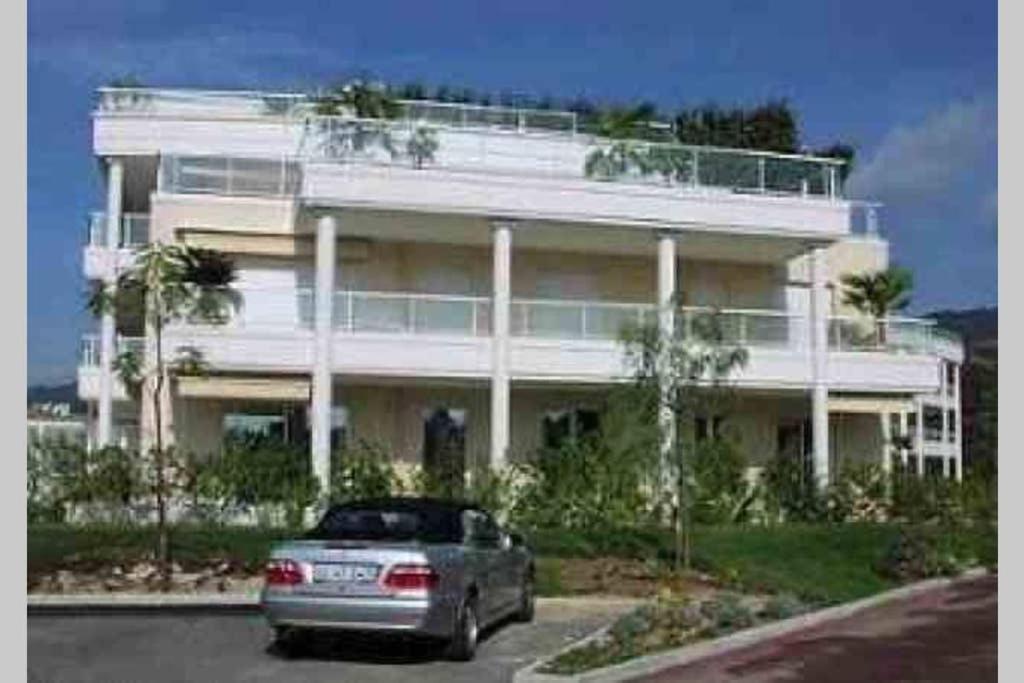 Apartmán Riviera Golf De Barbossi Indiana Mandelieu Exteriér fotografie